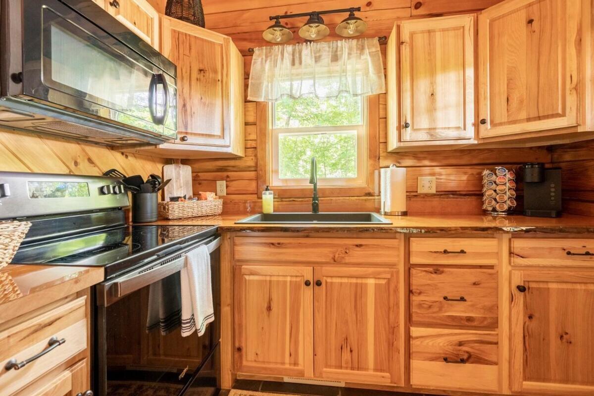 Secluded Wooded Cabin Near The Hocking Hills New Straitsville ภายนอก รูปภาพ